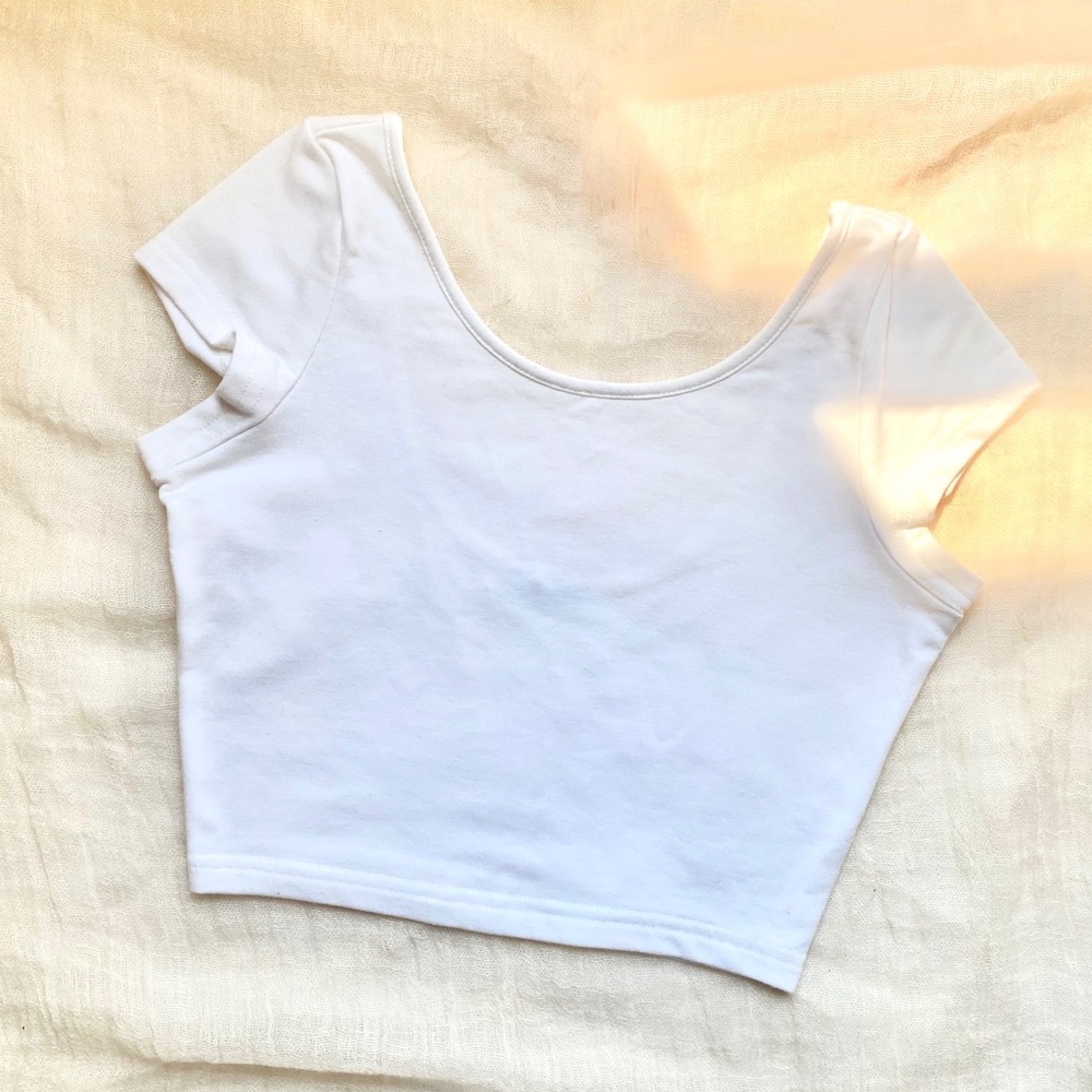 TOBI scoop neck crop top white